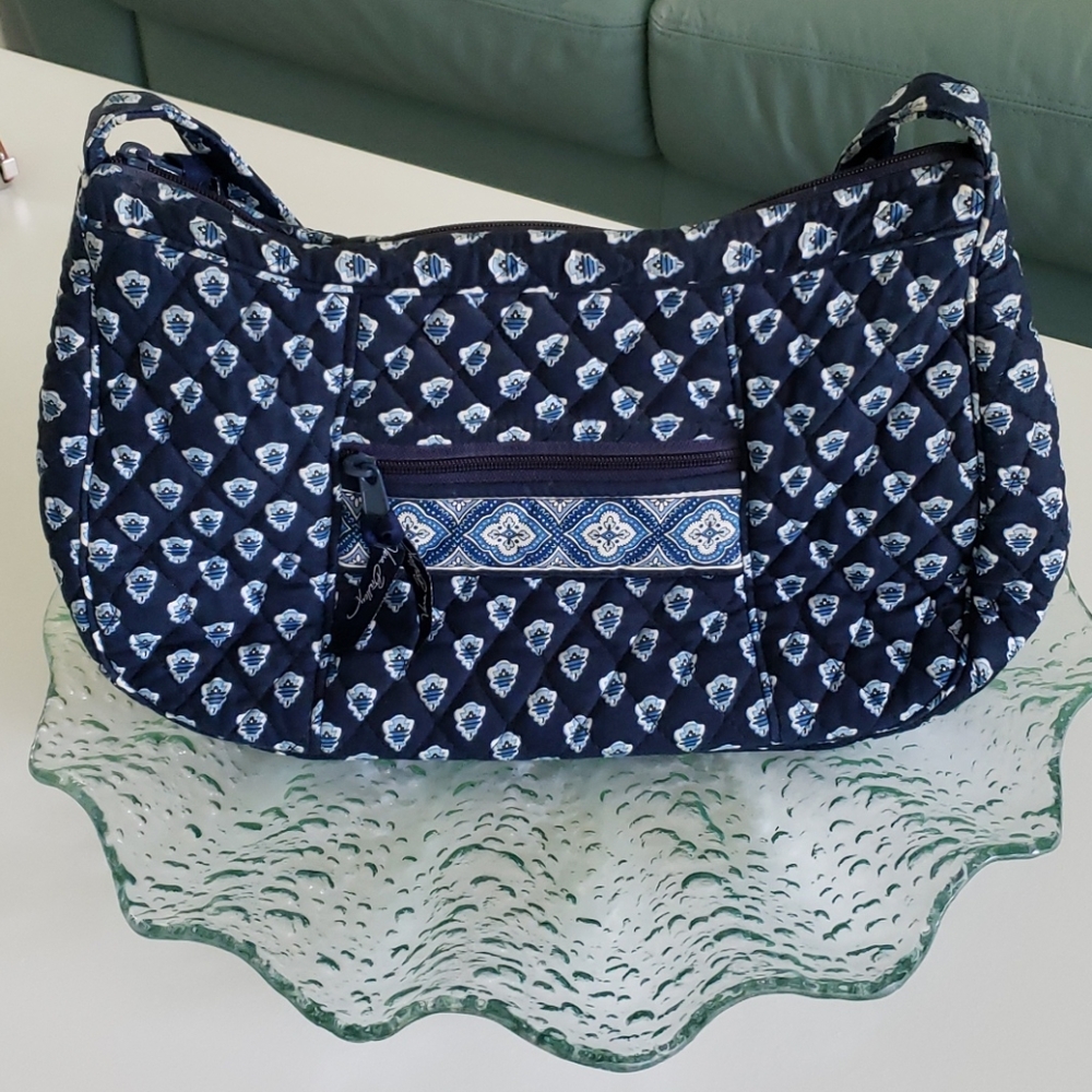 Vera Bradley retired 2005 Nantucket Navy bag